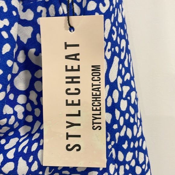 Style Cheat cami top in cobalt blue - Picture 8 of 8